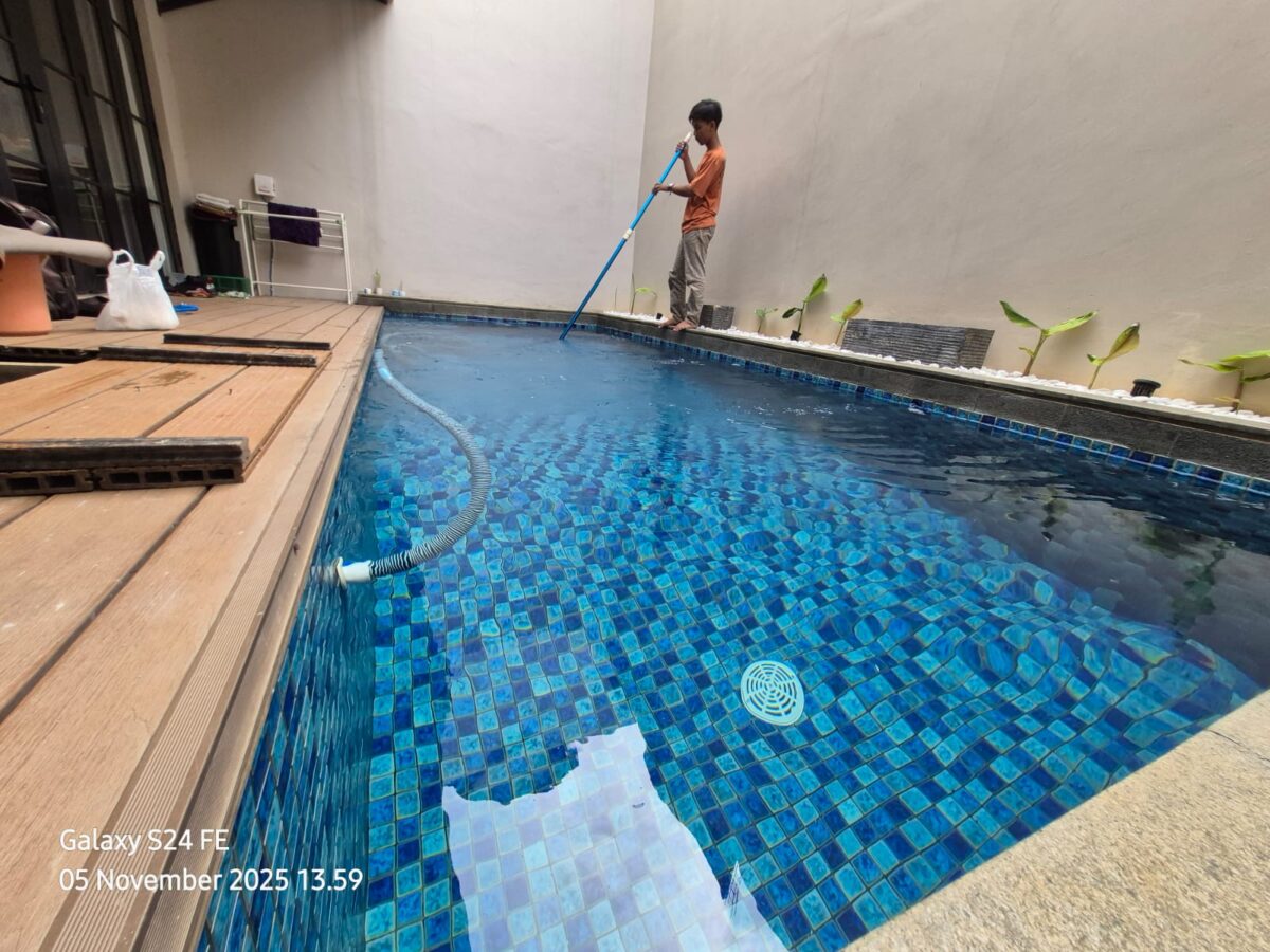 Jasa Perawatan Kolam Renang Kebun Jeruk Terbaik