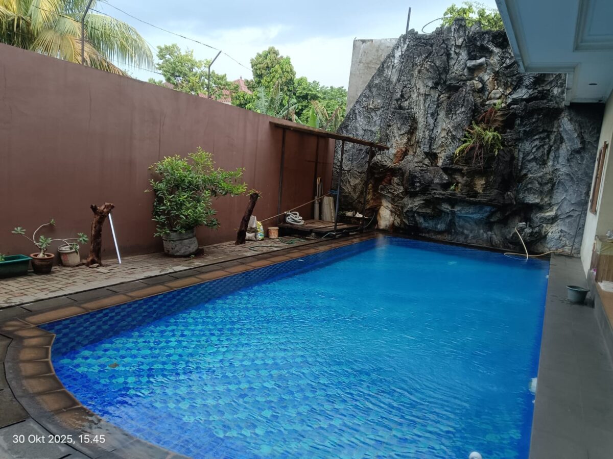 Jasa Perawatan Kolam Renang Jatinegara